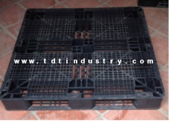 pallet nhựa cũ 1000x1000x120mm